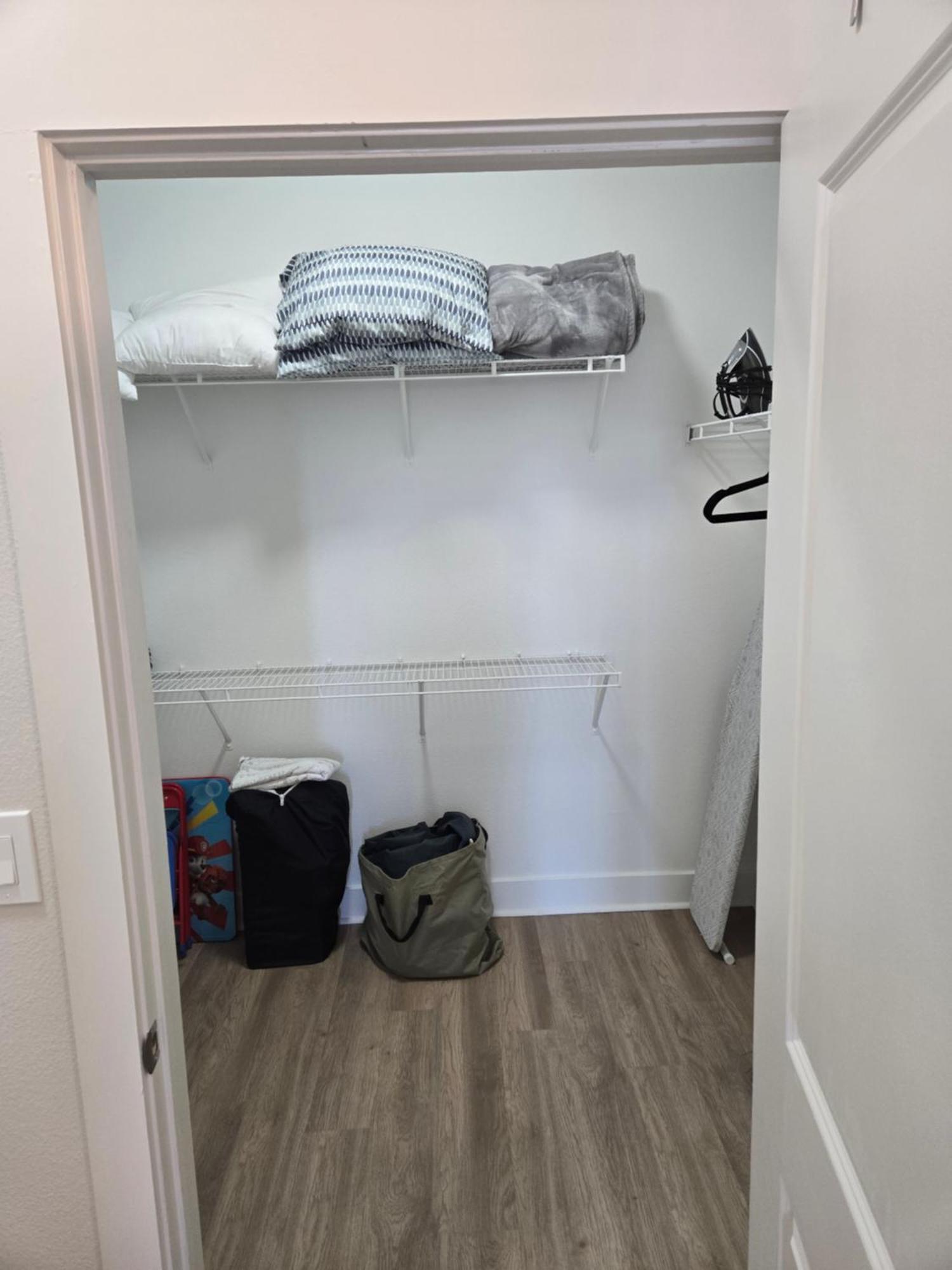 2bdrm/2 King Beds/1air Mattress Appartement Dallas